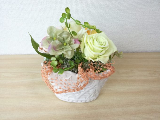 ファーウェイP9liteのカメラで花瓶を撮影