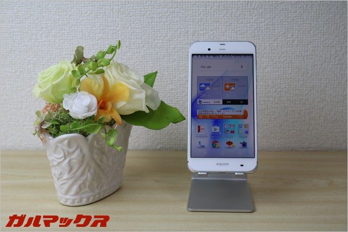 AQUOS SERIE SHV34の本体