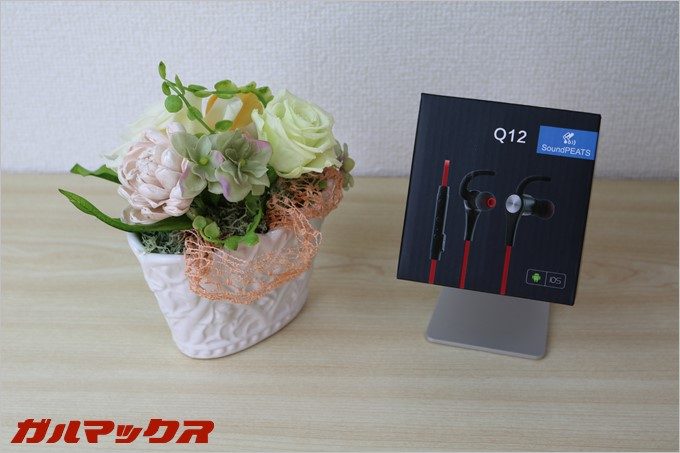 SoundPEATSの「Q12」の外箱