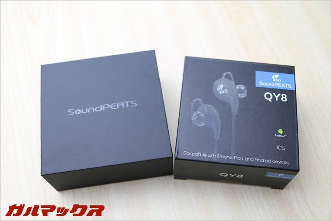 SoundPEATS「Q15」の外箱はプレミアムモデルらしい質感