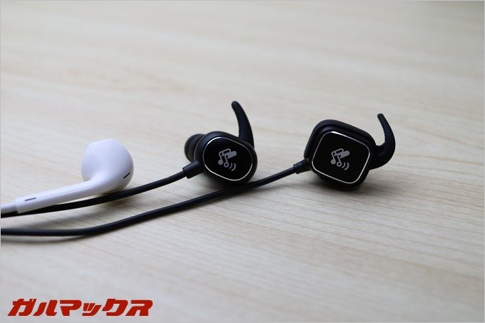 Bluetoothヘッドセットとしてはコンパクトな部類