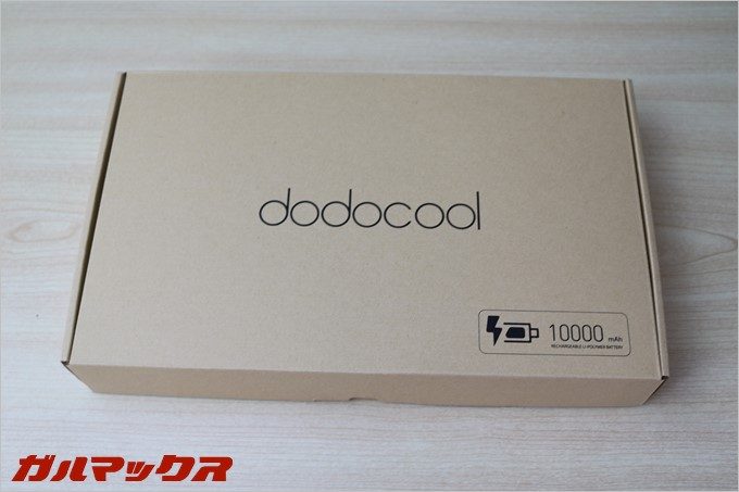 非常に大きな箱に入ってます