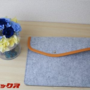 iPad Airに最適な9.7インチ対応保護スリーブレビュー！