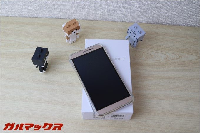 CUBOT DINOSAURは5.5型のAndroidスマートフォン