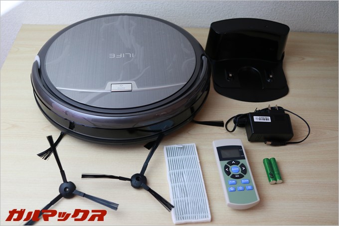 ILIFE A4はスペアも入っており同梱物は充実しています