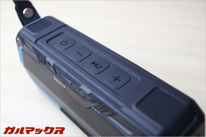 操作系は本体上部に集約されてます