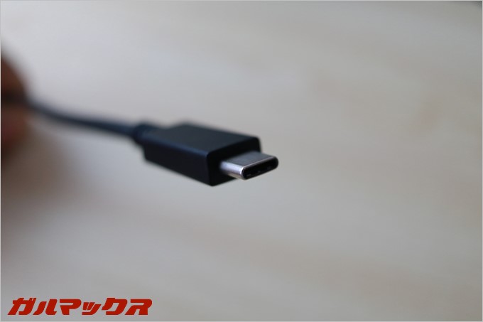 差し込み端子はUSB-Cとなっているので注意しましょう