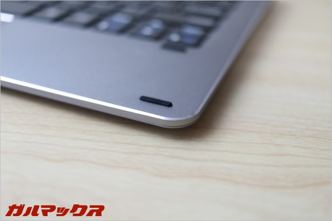 キーボードの仕上げは本体と同等レベル