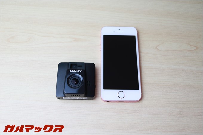 本体は驚くほどコンパクト