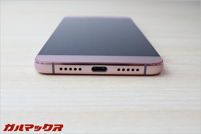 LeTV Leeco Le Max 2はステレオスピーカーで充電端子は裏表関係なく挿すことの出来る最先端のUSB Type-Cを搭載