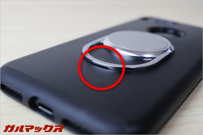 リングには展開しやすいように爪が引っかかるようになってます