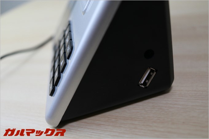 USBポートが搭載されているのでデータも簡単に取り出せます