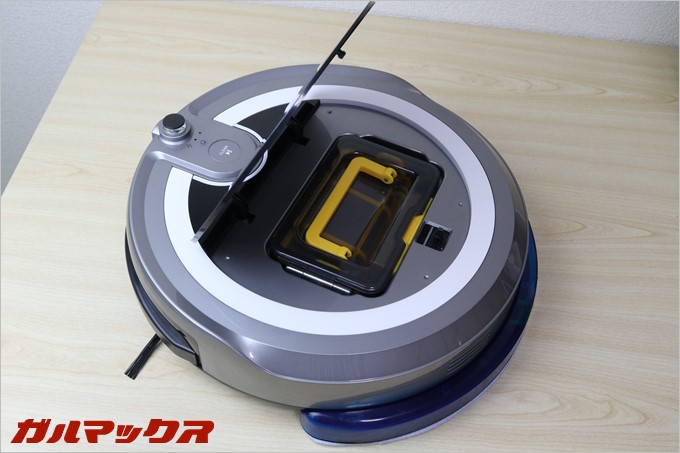 JISIWEI I3の天板を押すと工具箱のようなゴミ箱が出てきます