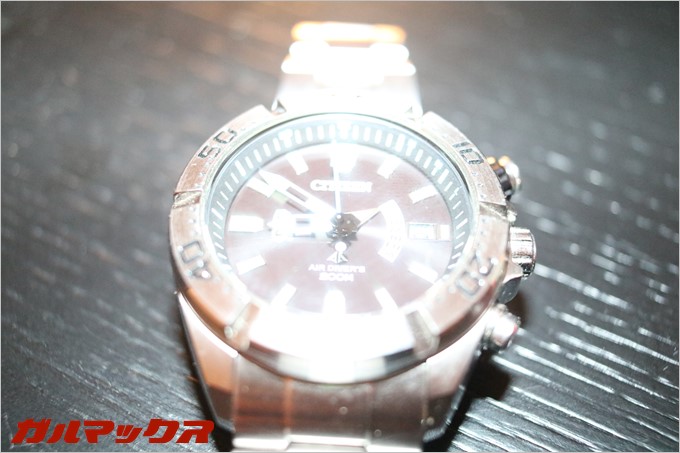 ポップアップメイトのLightscoopを使わないで時計を撮影