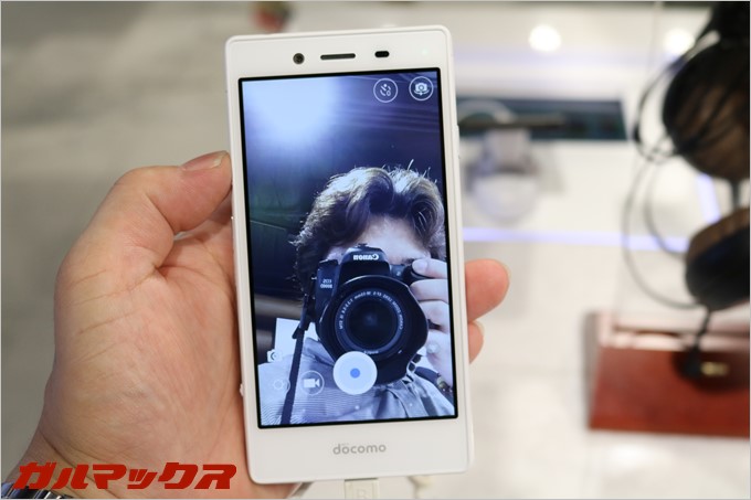 MONOのインカメラで撮影中