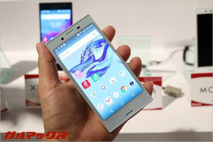 コンパクトボディーが魅力的なXperiaXCompact