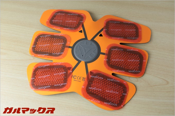 ビビビと振動を与える部分はしっかり6つ付いてます。