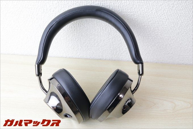 装飾も少なくシンプルな外観のH120です。