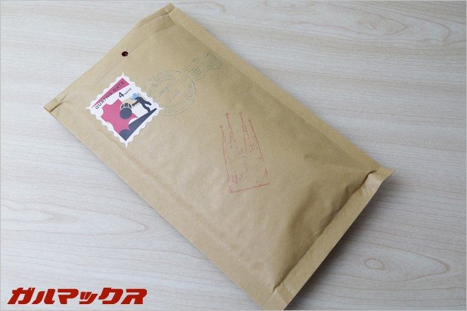 プレゼントにも最適なクアトロガッツの小さいふが入ったパッケージ