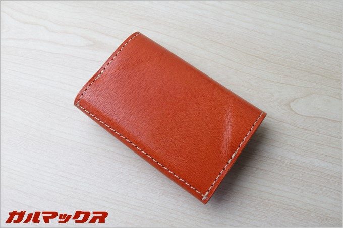 背面もごちゃごちゃしていないのでシンプル!