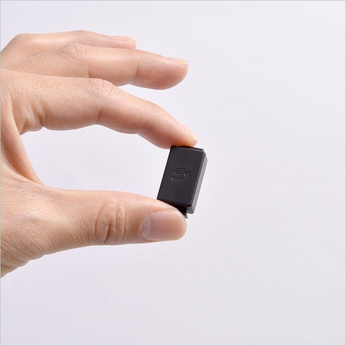 たったの4g。満充電で2週間の駆動時間