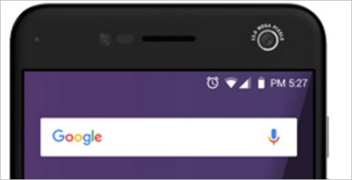 Blade V8は自撮りカメラに1300万画素カメラを採用。フラッシュも付いてます。