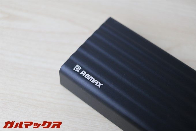 ボディーは全てメタル素材で冷却性能が高い。