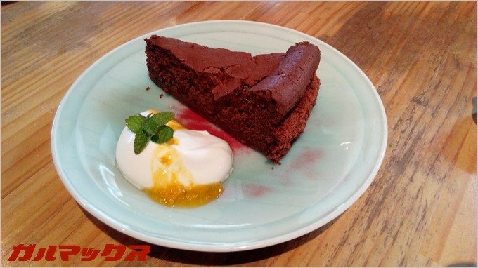 BLUBOO Edgeでケーキを撮影