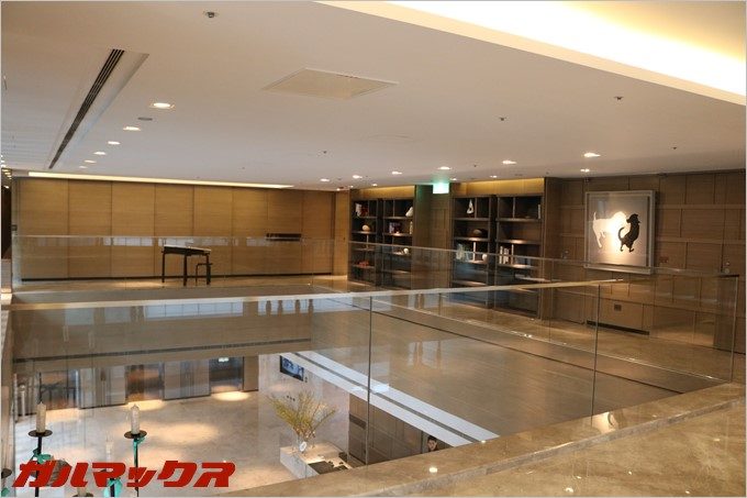 美術館に居るような錯覚に陥るハンブルハウス台北。