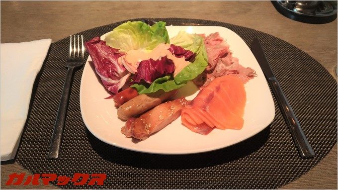 LA FARFALLAのバイキングの料理。