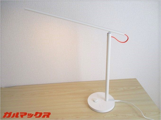 シンプルな外観で非常に美しいXiaomi Mijia Smart LED Desk Lamp