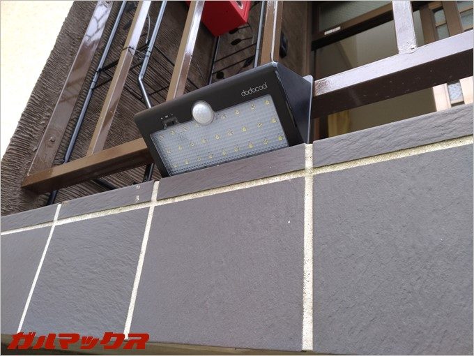 取り付けるLED部分は下側となるので雨に濡れません