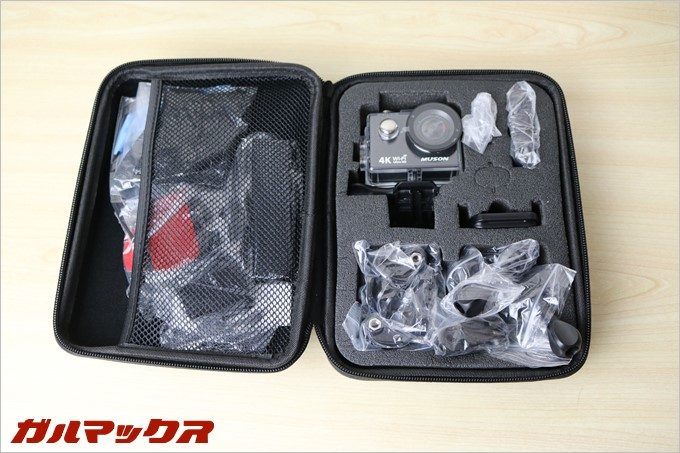 MC2にはあらゆる場面で利用できる様にアタッチメントが数多く同梱されています。