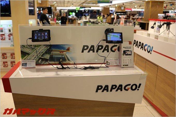 台湾ではPAPAGO!のドラレコも展示されていた