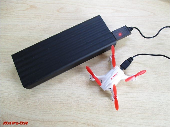 モバイルバッテリーからも充電可能!