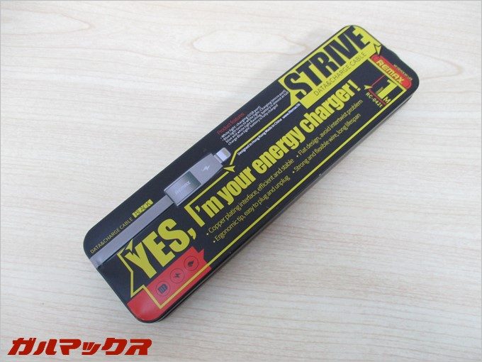 派手なREMAXの2in1ケーブル