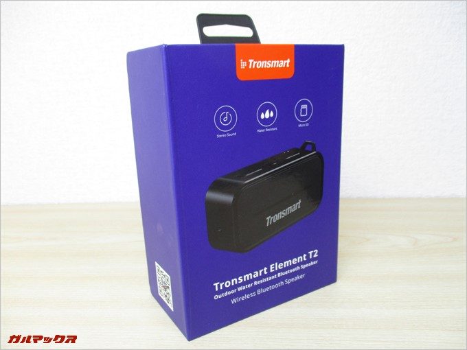 紫の鮮やかな化粧箱に入っています。