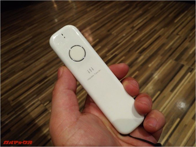 最新鋭のテクノロジーが詰まった「ili(イリー)」。今、僕の手のひらに収まっている！すごく嬉しい！