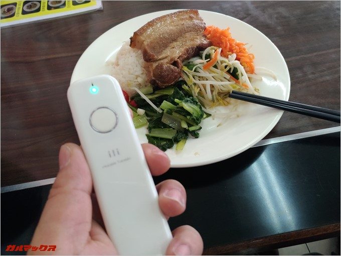 豚の角煮がドカンとのったワンプレート飯。