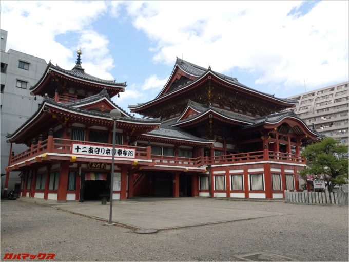 大須観音で撮影