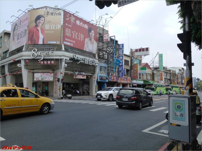 台南の街並みをカラー撮影