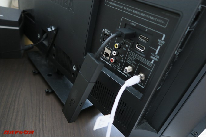 HDMIの延長コードを利用した様子