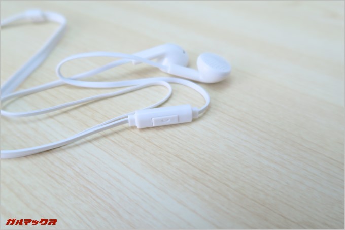 イヤホンマイクも着いてるぞ！