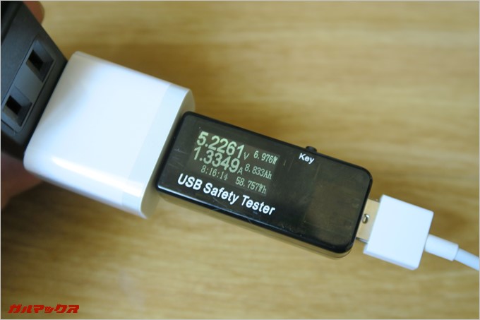 最大の5V/2Aの充電は確認できず。