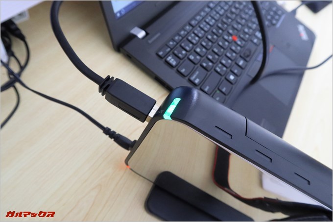 3.0で接続中はグリーンに光ります