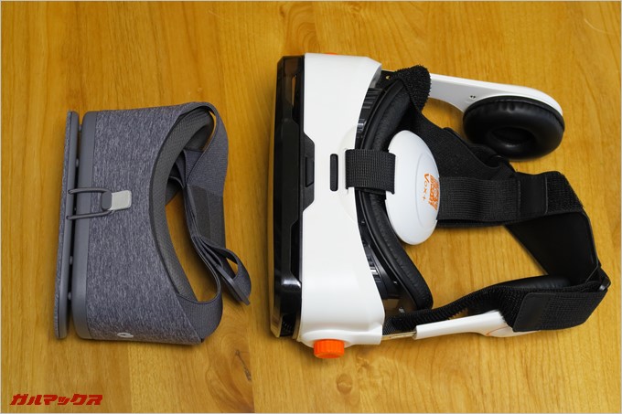 一般的なVRゴーグルと比較してもコンパクトなDaydream ViewのVRゴーグル