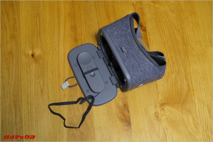 モーションコントローラーは本体の蓋に収納できる