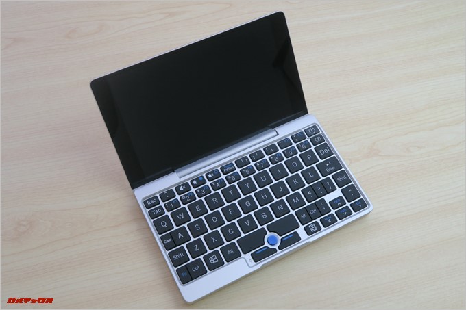 パカリと開くとかっこよすぎる