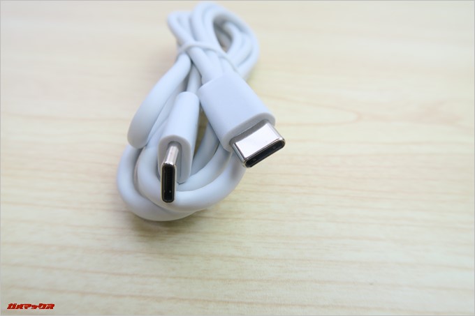 両派がUSB Type-Cのケーブル