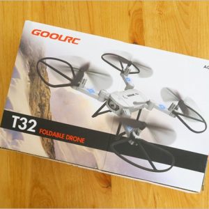 GoolRC T32のレビュー。初心者から上級者まで楽しめる折り畳みトイドローン
